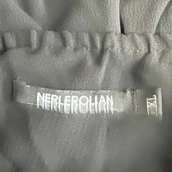 Nerlerolian Black Dress - Picture 3 of 4